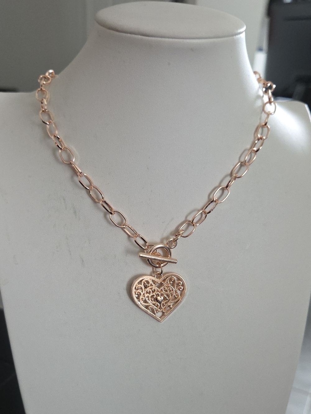 Paparazzi Victorian Romance Rose Gold Heart Necklace NWT